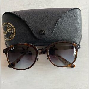 Ray Ban RB4285